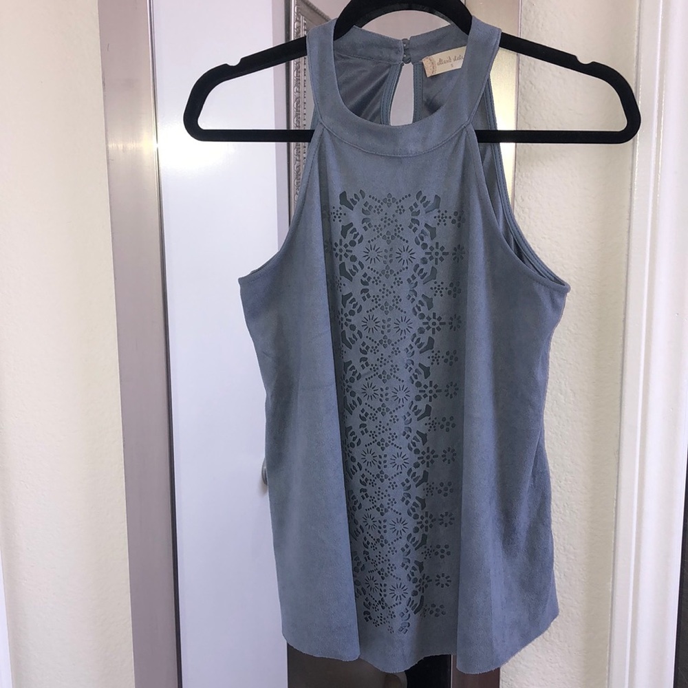 Suede altar’d state tank!